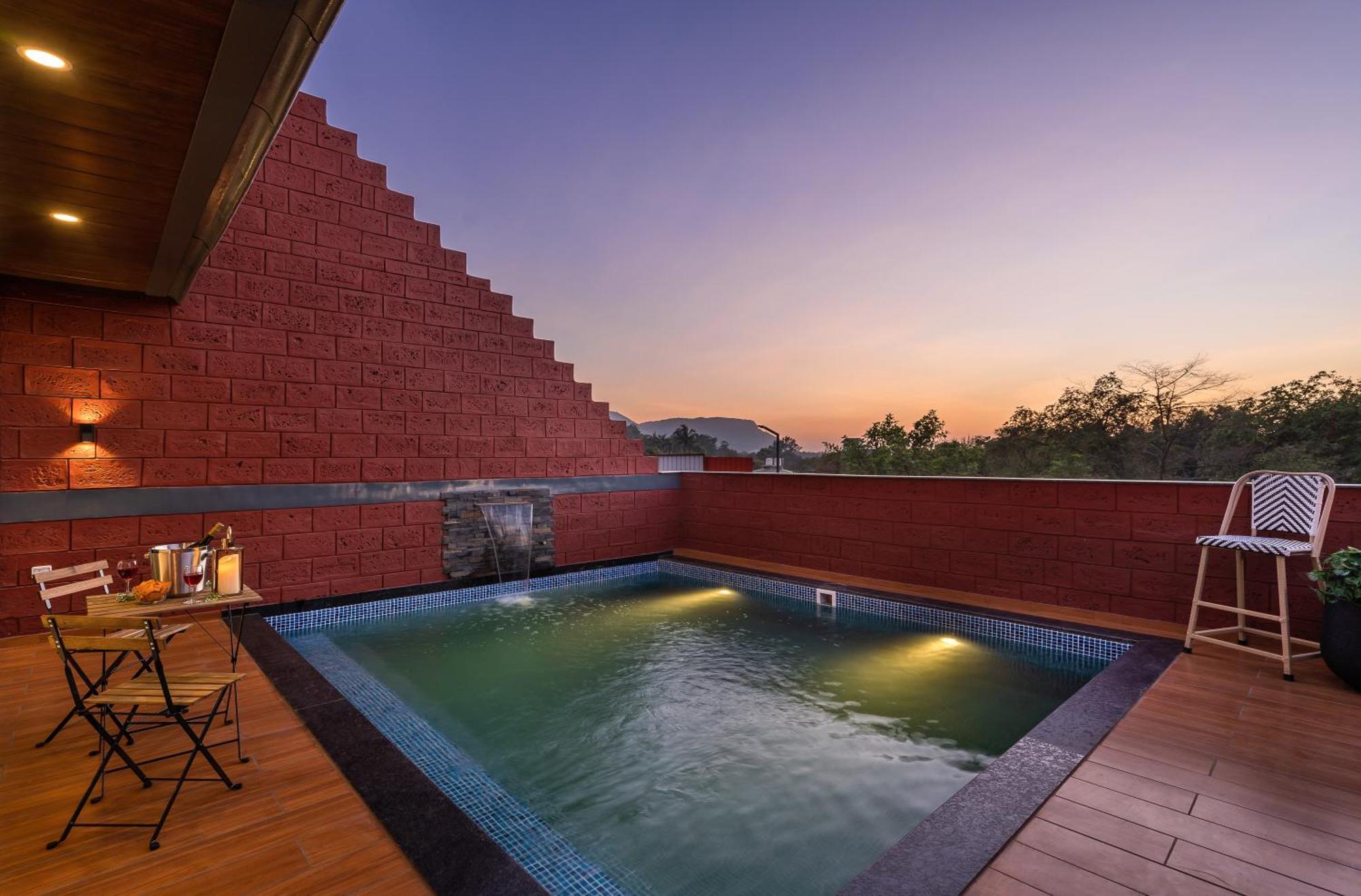 Saffronstays Calvin - 3 Bedroom Pool Villa In Lonavala Eksteriør bilde