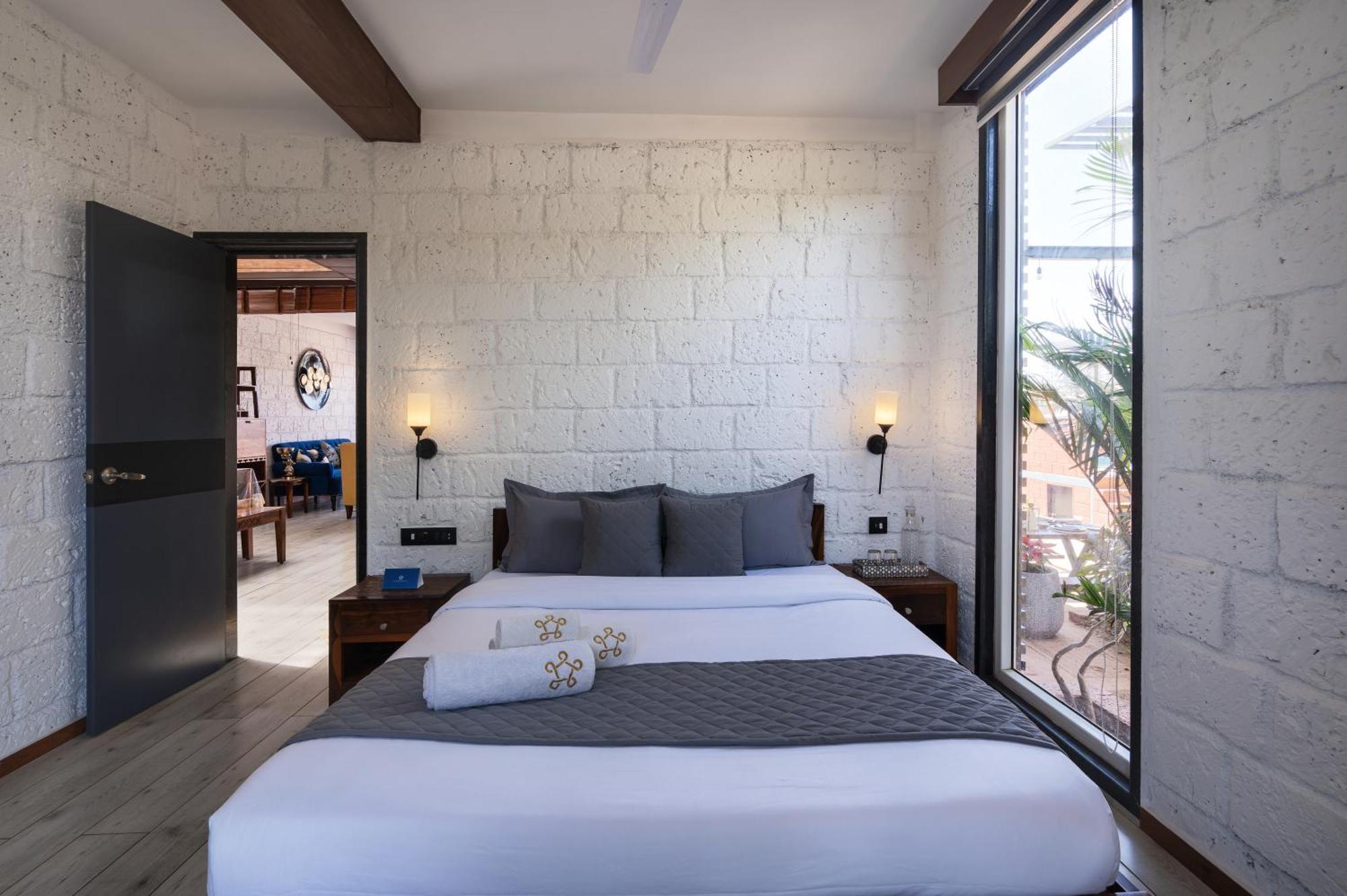 Saffronstays Calvin - 3 Bedroom Pool Villa In Lonavala Eksteriør bilde